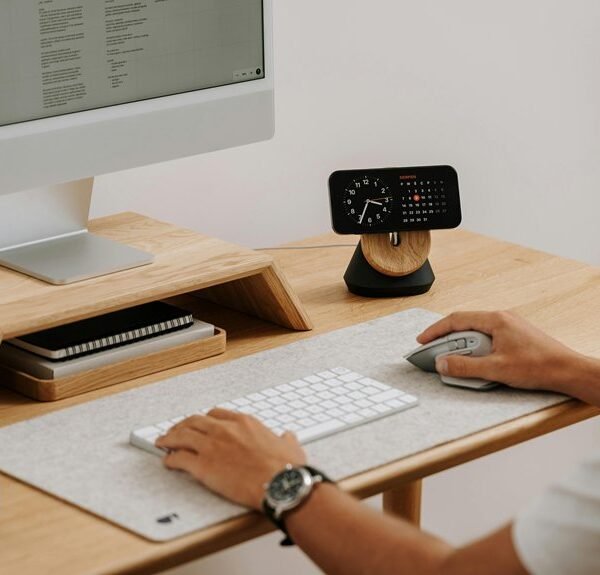 zenith signal desk infinity